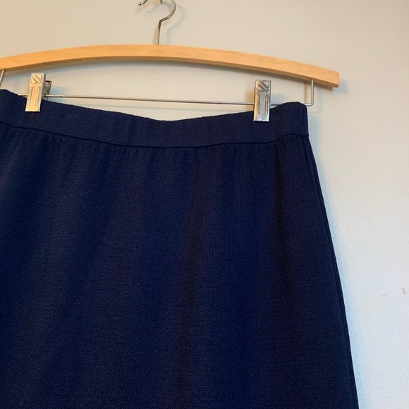 ST. JOHN basics Skirt Dark Blue size 14 - Picture 3 of 5